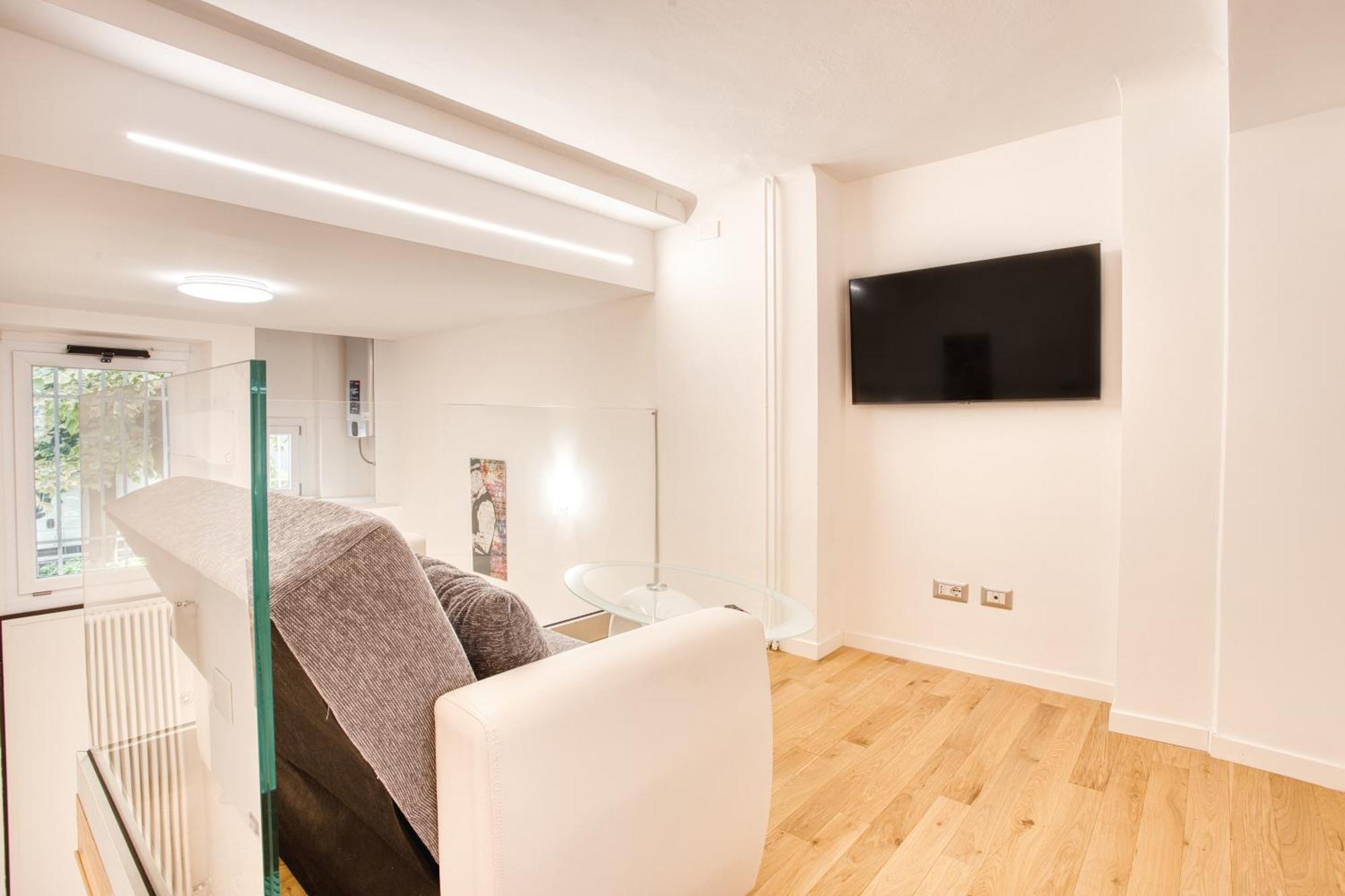 Walk To Navigli - Via Gola - 2 Bedrooms Apt Milan Exterior photo